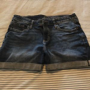 GAP Girlfriend Denim Shorts